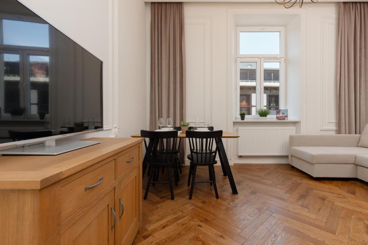 Apartment Strzelecka Old Town Cracow By Renters Prestige Cracóvia Exterior foto