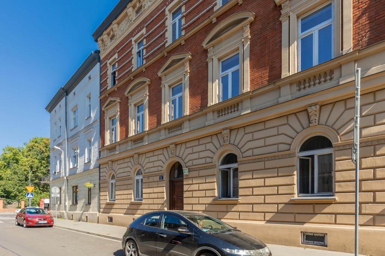 Apartment Strzelecka Old Town Cracow By Renters Prestige Cracóvia Exterior foto
