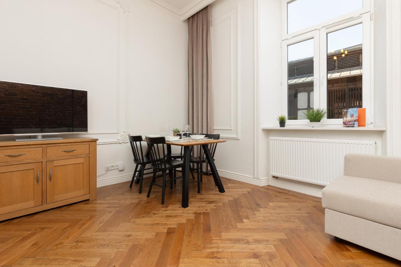 Apartment Strzelecka Old Town Cracow By Renters Prestige Cracóvia Exterior foto
